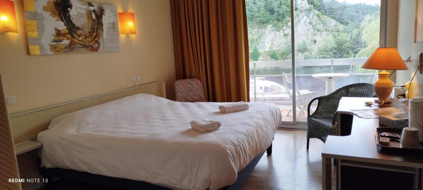 Garabit Hotel Anglards de Saint Flour Екстериор снимка