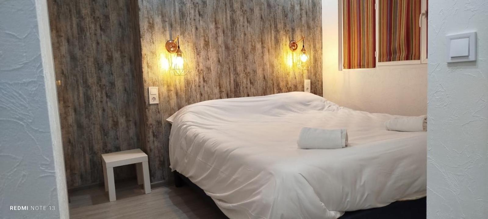 Garabit Hotel Anglards de Saint Flour Екстериор снимка