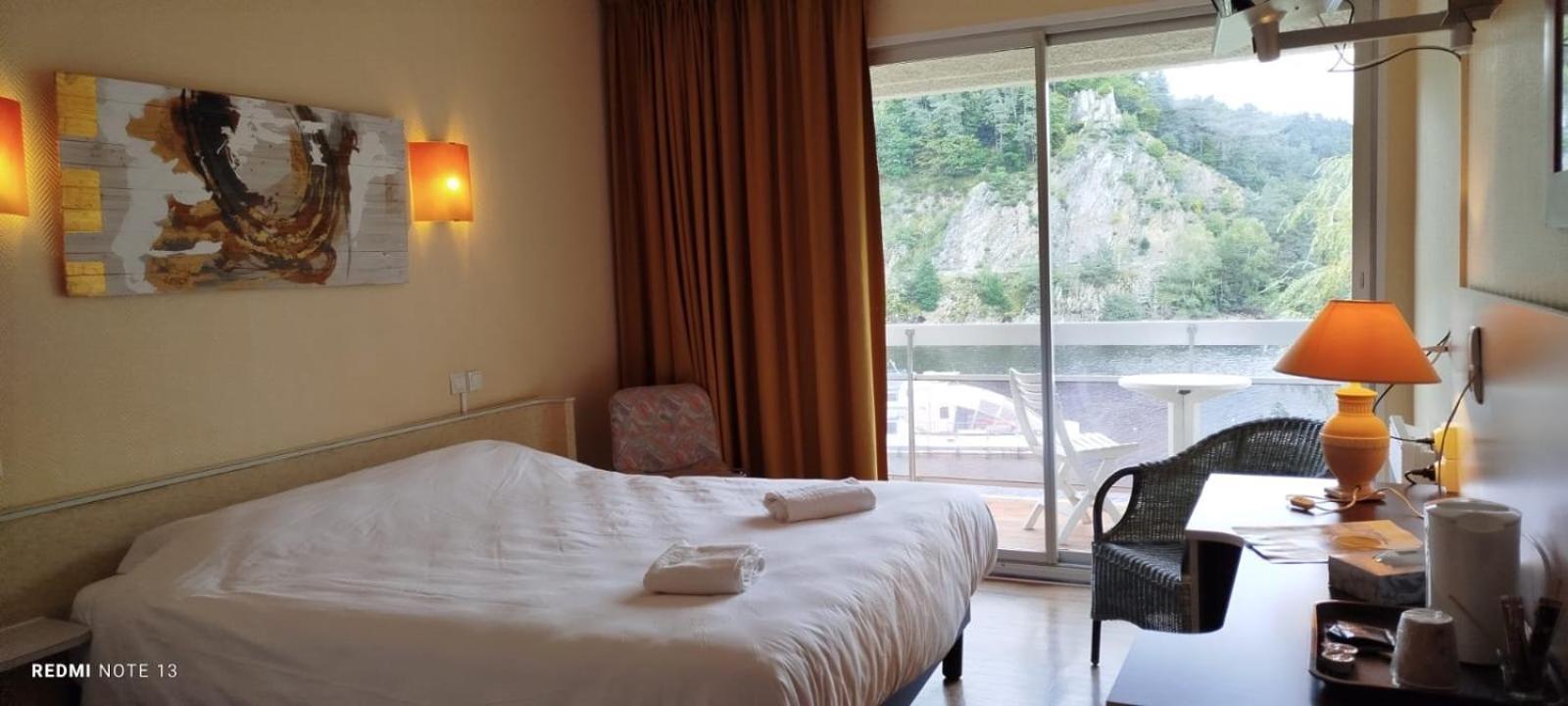 Garabit Hotel Anglards de Saint Flour Екстериор снимка